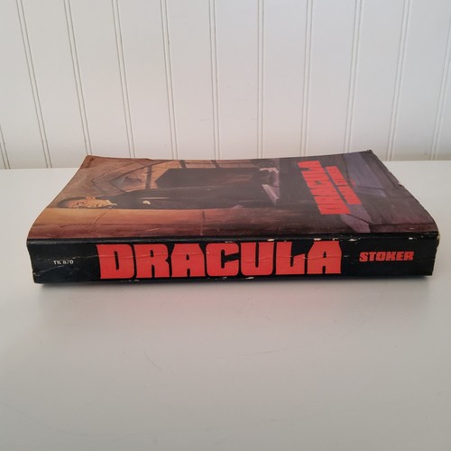 DRACULA by BRAM STOKER Vintage Soft Cover 1971 By Nore Kramer Rare - Picture 3 of 12
