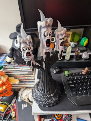 Tekky Toys  Striking Shaking Candles Flickers, Laughs ''Who's Out There''