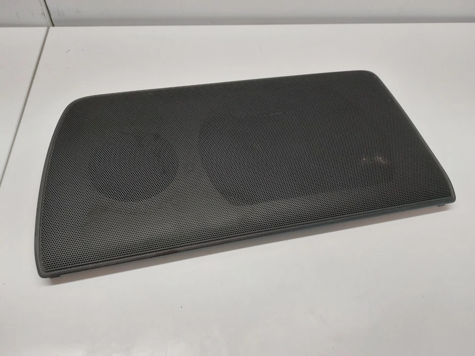 AUDI A6 C7 AUDI A6 C7 REAR SPEAKER COVER TRIM LEFT PASSENGER SIDE 4G5035405 2013 - Image 3 of 4