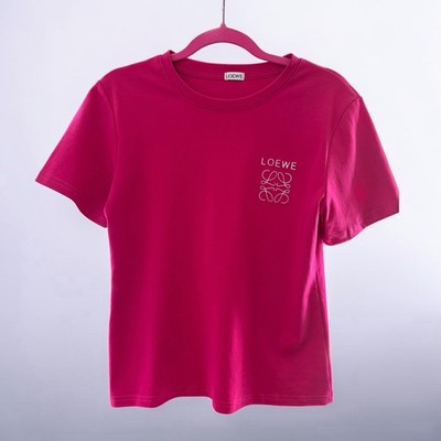 New Hot Pink Loewe Women Shirt! Hurry my items always sells fast!