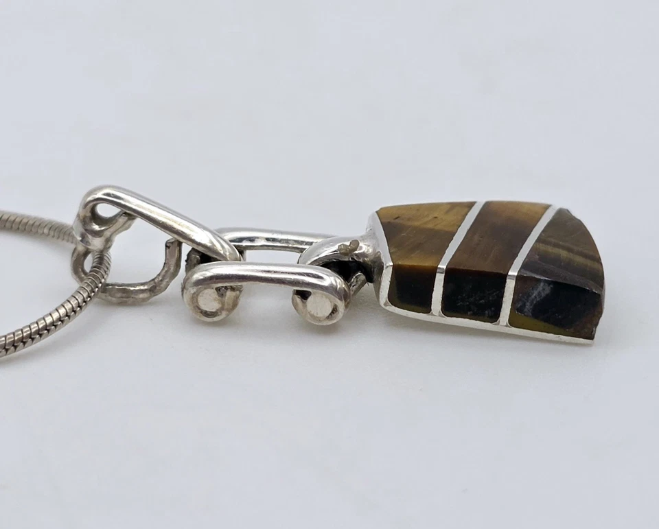 Collar Colgante Vintage México 950 Plata Ojo de Tigre Dije Modernista Taxco Foto 4 de 4