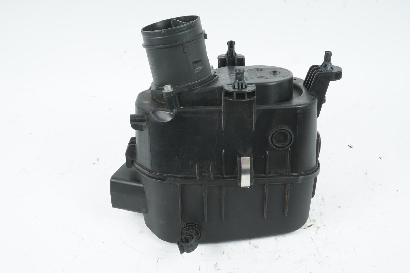 2014 - 2017 MASERATI QUATTROPORTE 3.0L LEFT DRIVER SIDE AIR CLEANER BOX OEM 51K