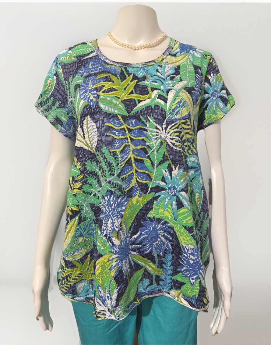 NWT  Escape By Habitat Clothes Women’s Shirt Size M