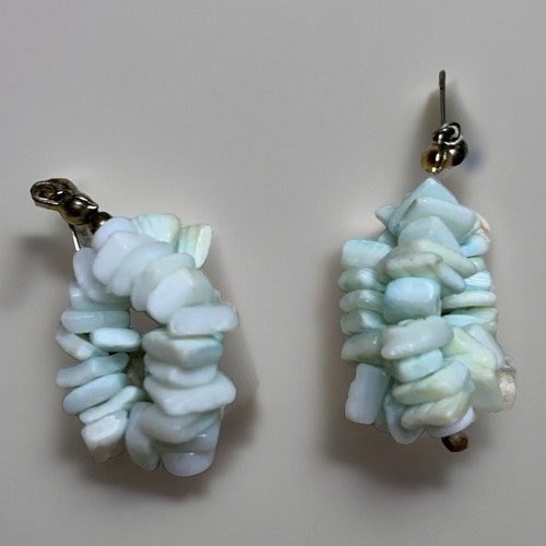 Aqua White Luka Shell Beaded Necklace With Matching Pierced Earrings - Picture 4 of 4