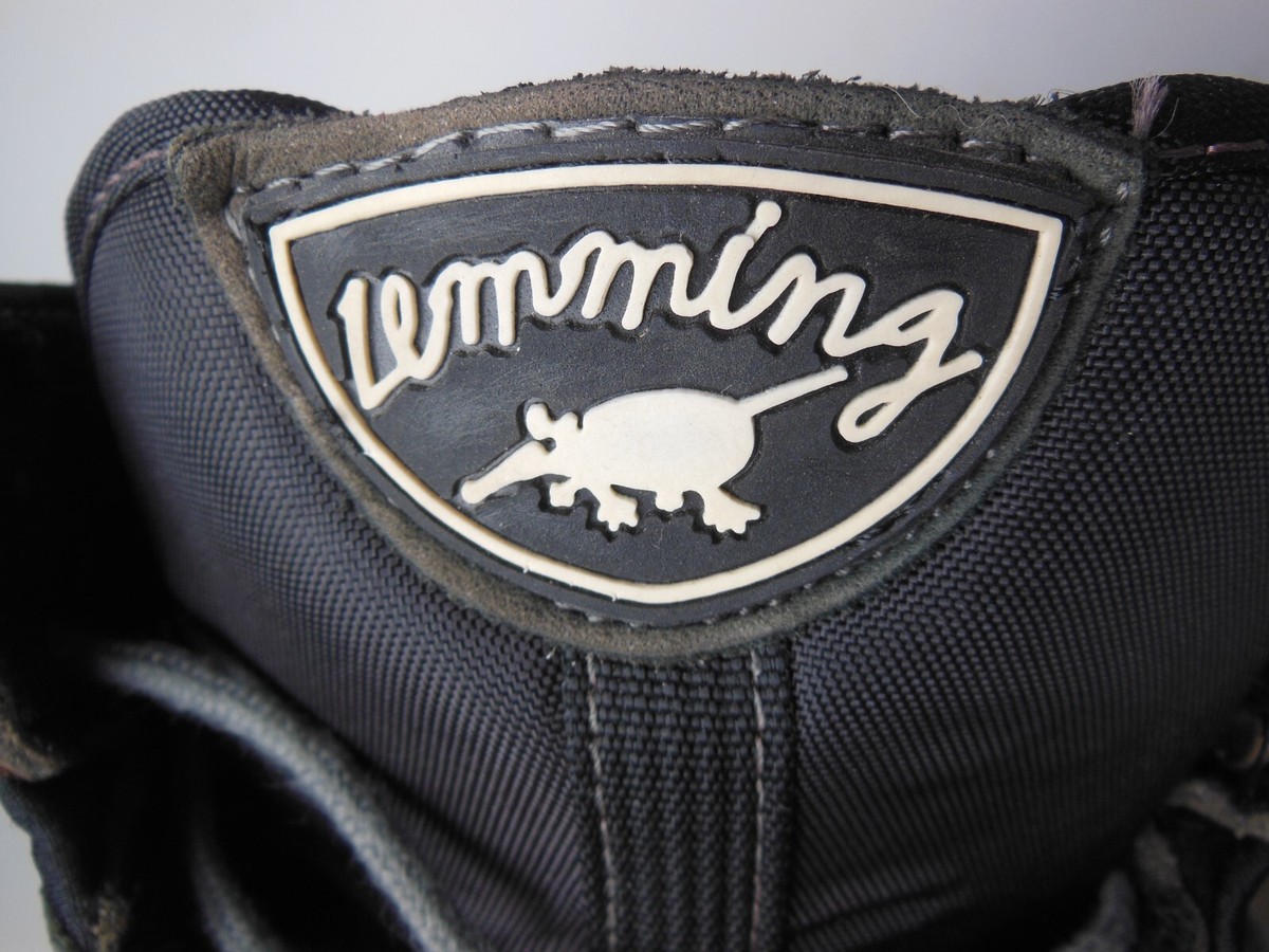 Vans Lemming Snow Boarding Boots Men\'s Size 5 , insulated snow boots preowned Found my first pair of boots. Vans lemming main image 2