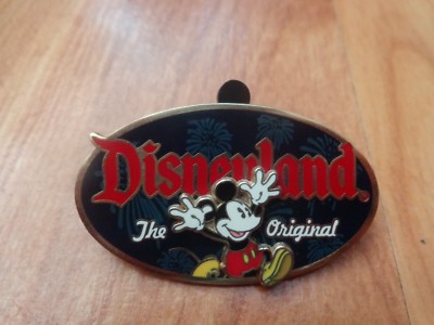 DISNEY 2006 TRADING PINS - 3D DISNEYLAND THE ORIGINAL MICKEY MOUSE BADGE
