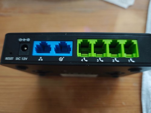 Grandstream Networks HandyTone 814 Analog-/VoIP-Adapter - Zdjęcie 5 z 10