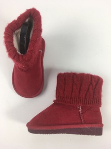 red fur lined boots