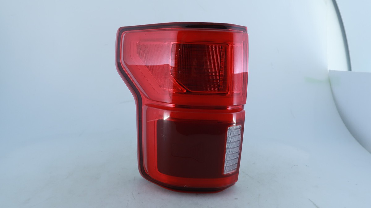 TI150 赤 F36 OEM| 2018 - 2020 Ford F-150 Blind Spot LED Tail Light (Left/Driver