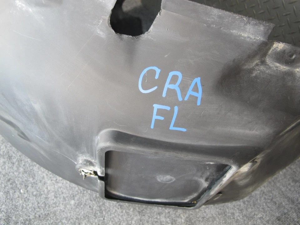 🥇03-06 JUEGO DE 2 GUARDABARROS DELANTERO IZQUIERDO Y DERECHO CHEVROLET SSR PROTECTOR CONTRA SALPICADURAS OEM Foto 2 de 4