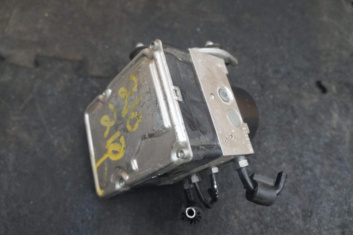 Anti Lock Brake Abs Pump Module 95835595522 Oem Porsche Anti Lock Brake Abs Pump Module 95835595522 Oem Porsche