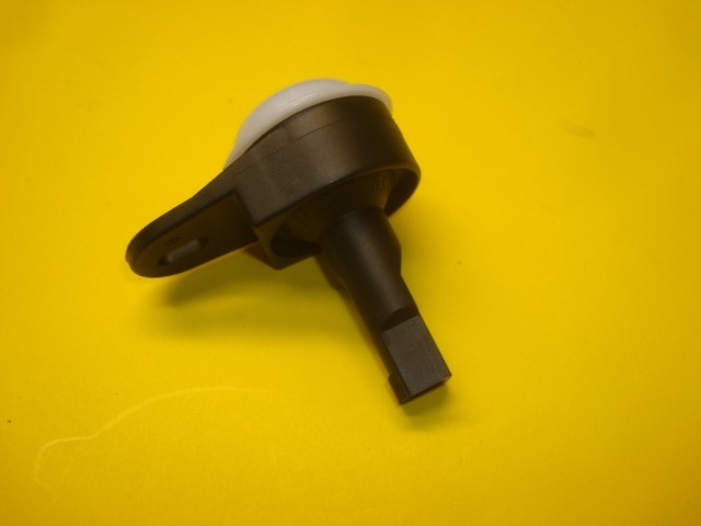 02 03 04 05 JEEP LIBERTY INTERIOR DASH COURTESY LIGHT LAMP OEM 
