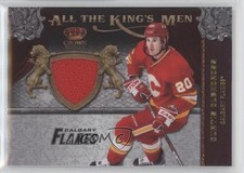 2011 Panini Crown Royale All the King's Men Memorabilia Curtis Glencross #11 q2b