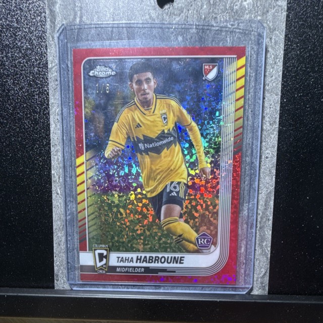 2025 Topps Chrome MLS Red Refractor Rookie Taha Habroune #104 /5 Columbus Crew