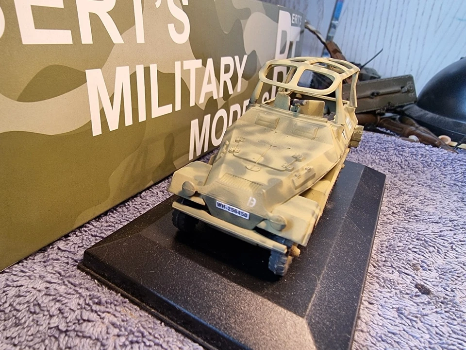 Corgi Toys/ BMM German SdKfz 251 ,Command version , ''D.A.K'' Africa 1942 # 02 . - Bild 2 von 4