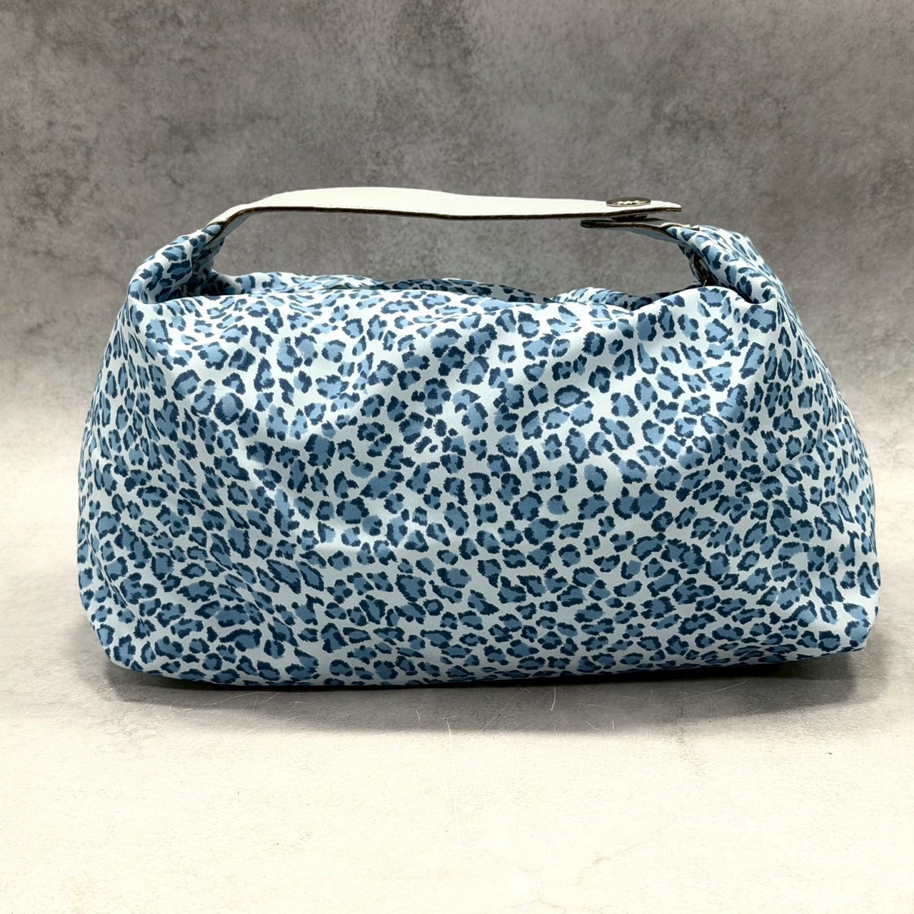 BOTTEGA VENETA Authentic Leopard Print Nylon Vanity Handbag Rare Color Y2K thumbnail 15