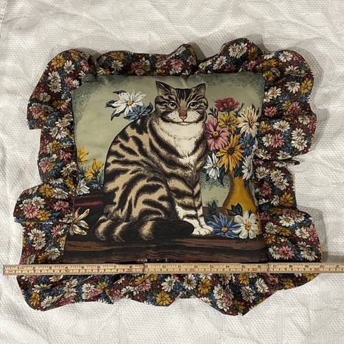VTG Cat Flowers Both Sides Puffy Floral Ruffled Pillow Handmade CottageCore 20” - Picture 8 of 8