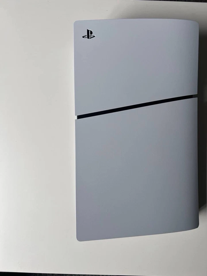 Sony PlayStation 5 Slim, photo 4 of 4