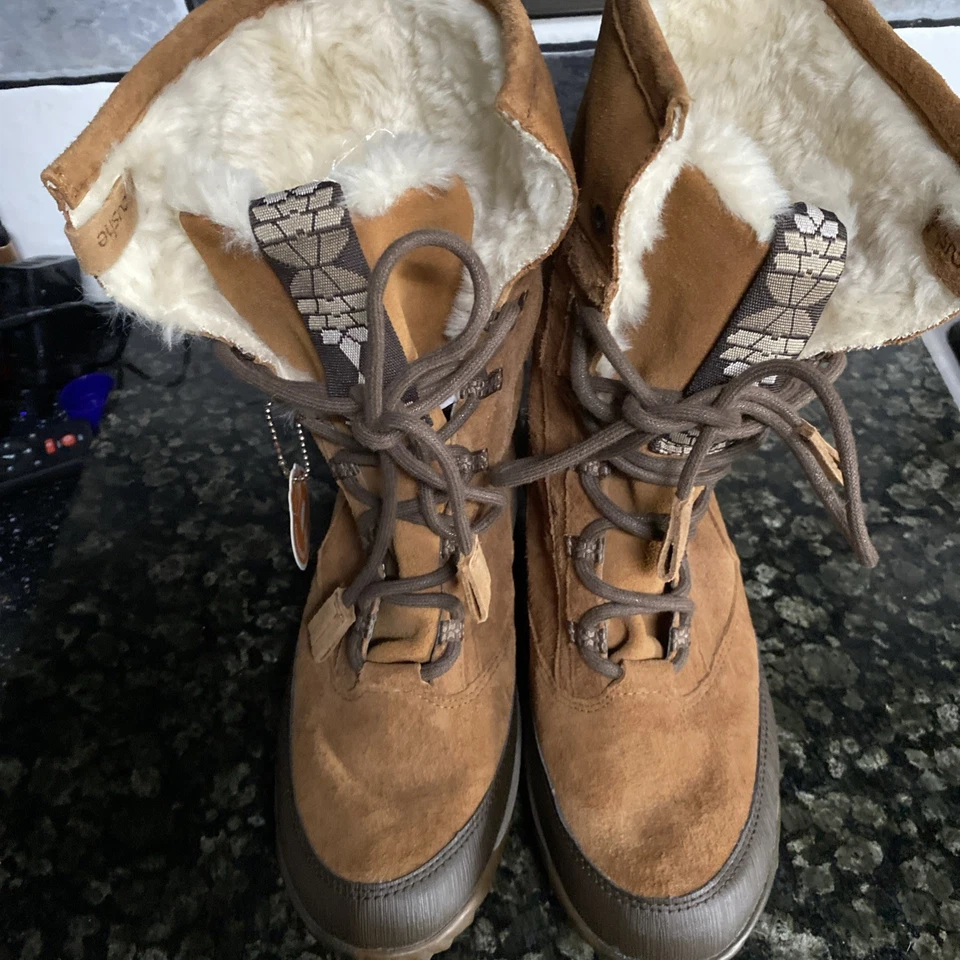 Ladies Cushe  Brown Suede Faux Fur Lined Boots Size UK 6 EU 39 - Image 2 of 4