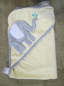Carter's Layette Unisex Hooded  Cotton Blend Yellow Bath Towel Gray Elephant
