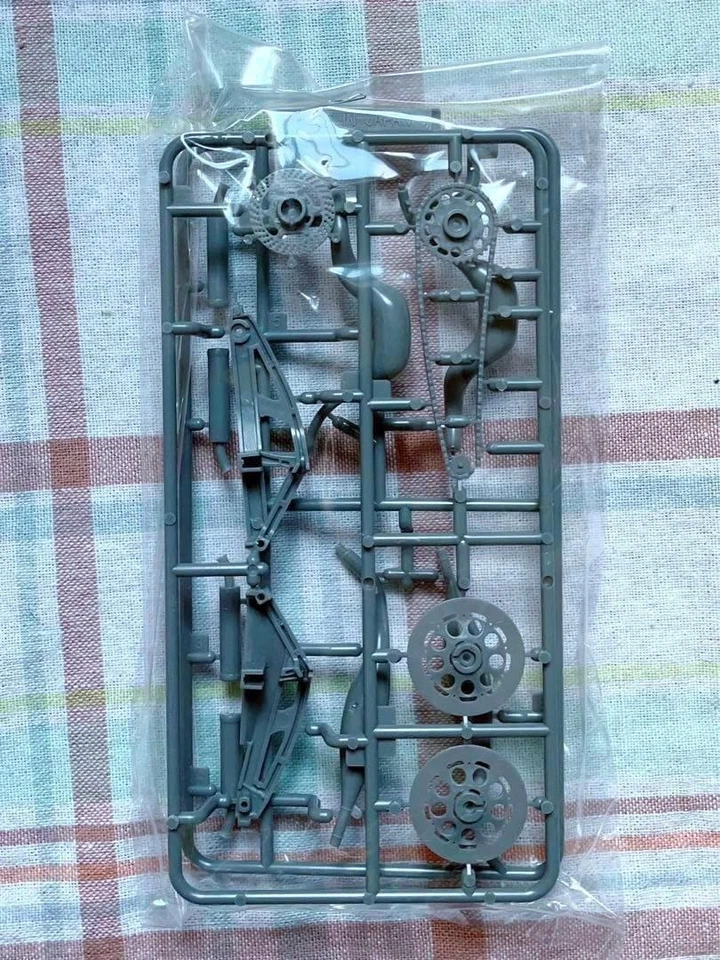 Kit Modelo Fujimi 1/12 Pepsi Suzuki Rgv-Γ Con Calcomanías Cartógrafo Edición Limitada Foto 2 de 4