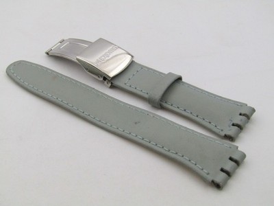 SWATCH IRONY MEDIUM LEDERARMBAND SUNDOWN LIGHT GREEN / GRÜN-GRAU - NEUWARE