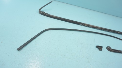 1988 PORSCHE 928 S4 , FRONT LEFT SIDE DOOR WINDOW GLASS EXTERIOR SURROUND TRIM - Bild 18 von 20