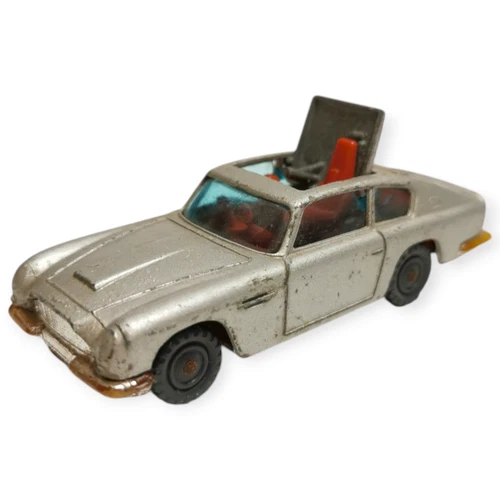 Corgi Husky JAMES BOND ASTON MARTIN DB5 Silver Diecast Car Vintage Toy 1/64