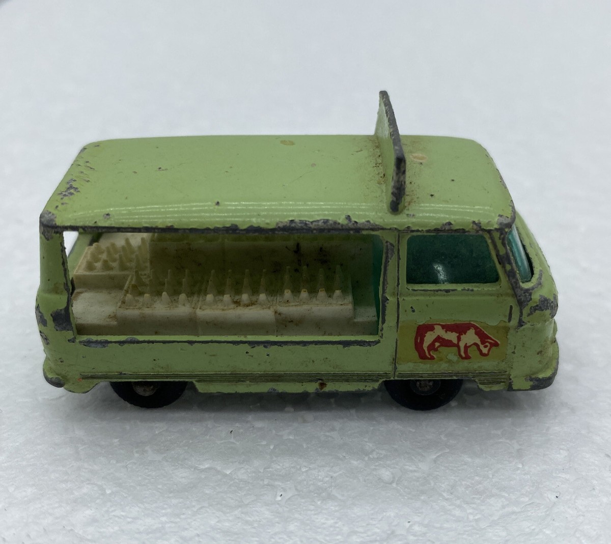 VINTAGE - MATCHBOX - COMMER BOTTLE FLOAT - No. 21 - MADE IN