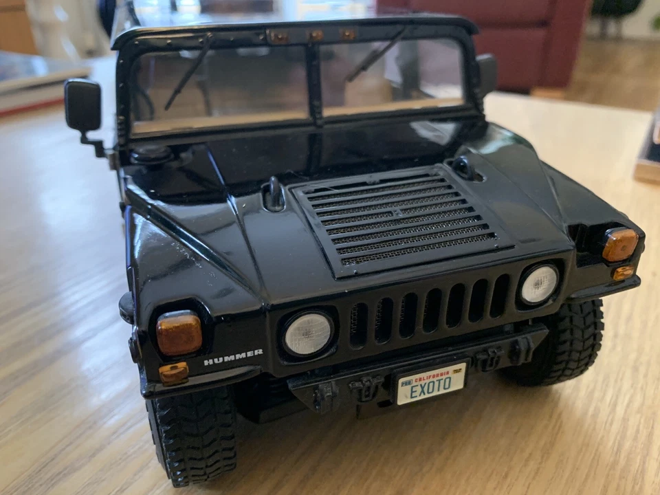 Exoto ThunderTrac AM General Hummer 1/18 Black - Image 3 of 4