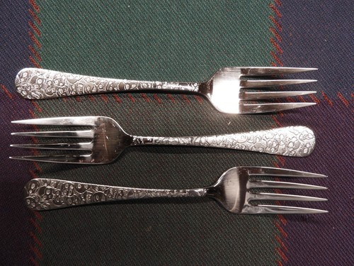 3 Liberty Tabletop, USA - Cold Meat Serving Forks - Calavera Pattern - 2nd