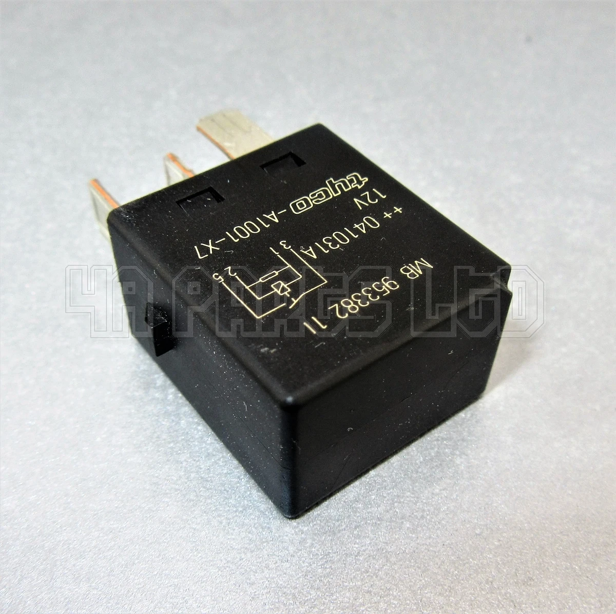 Volvo S80 S60 V70 S40 V40 850 Black Relay MB 95338211 Siemens 