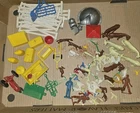 MARX SEARS HAPPI TIME  FARM BARN PLAY Pieces 1960 Tractor Animals Fence