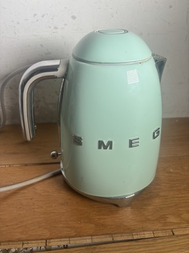 Smeg Retro Kettle Green. KLF03 Read Description Working But Is Well Used