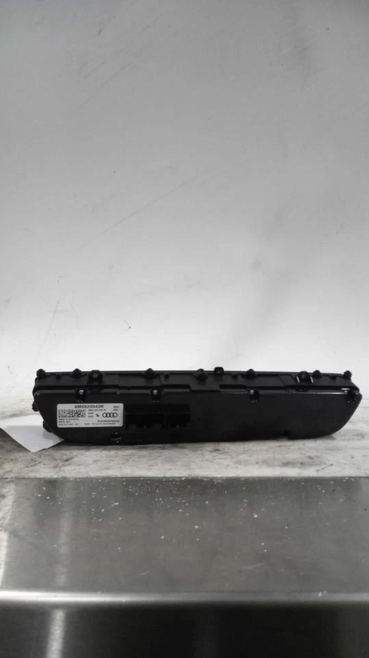 Temperature Control Front 3 Knobs With Heated Seats Fits 17-19 AUDI Q7 493769 - Image 2 of 4