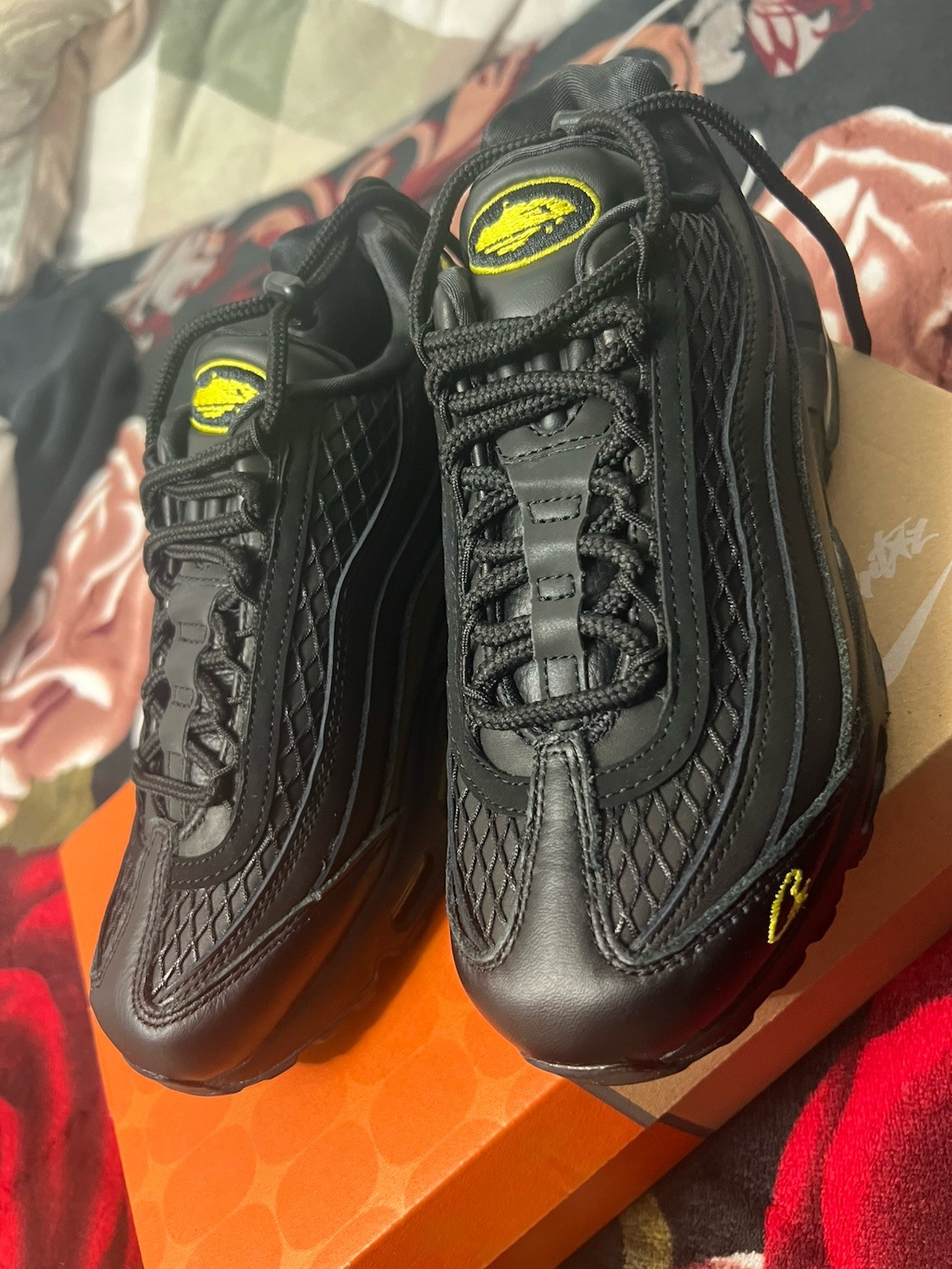 Genuine Corteiz Nike Air Max 95 Honey Black UK 4.5 Brand New In Box 🍯🍯 image 6