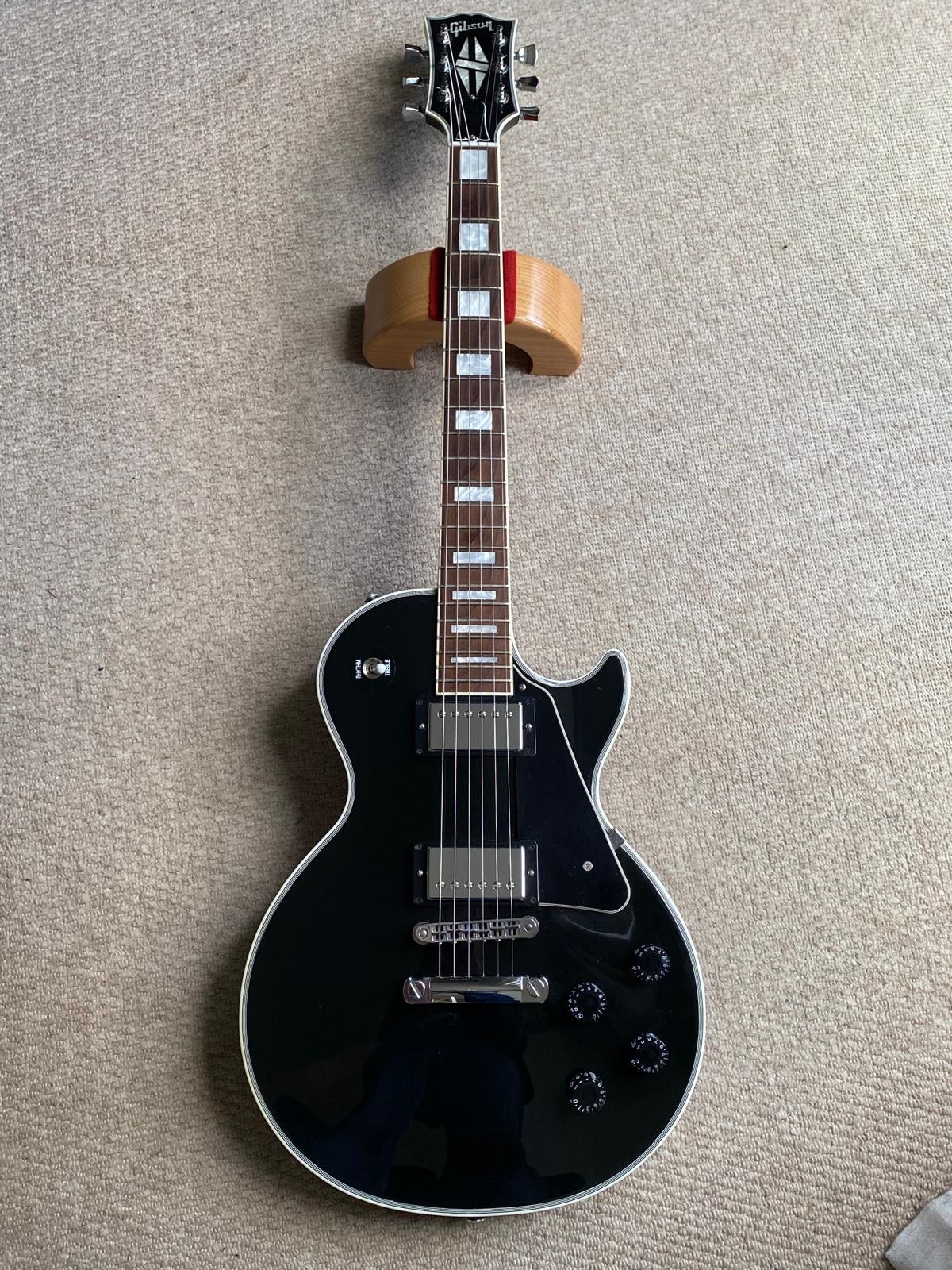 Gibson Les Paul Classic Custom Black 2012 Electric Guitar