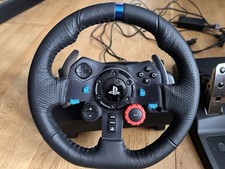 Logitech G29 Driving Force Racing Wheel & Pedals for PS4/PC Wired USB Black