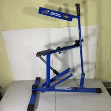 The Ultimate Pitching Machine Louisville Slugger Blue Flame - L60111 - Works