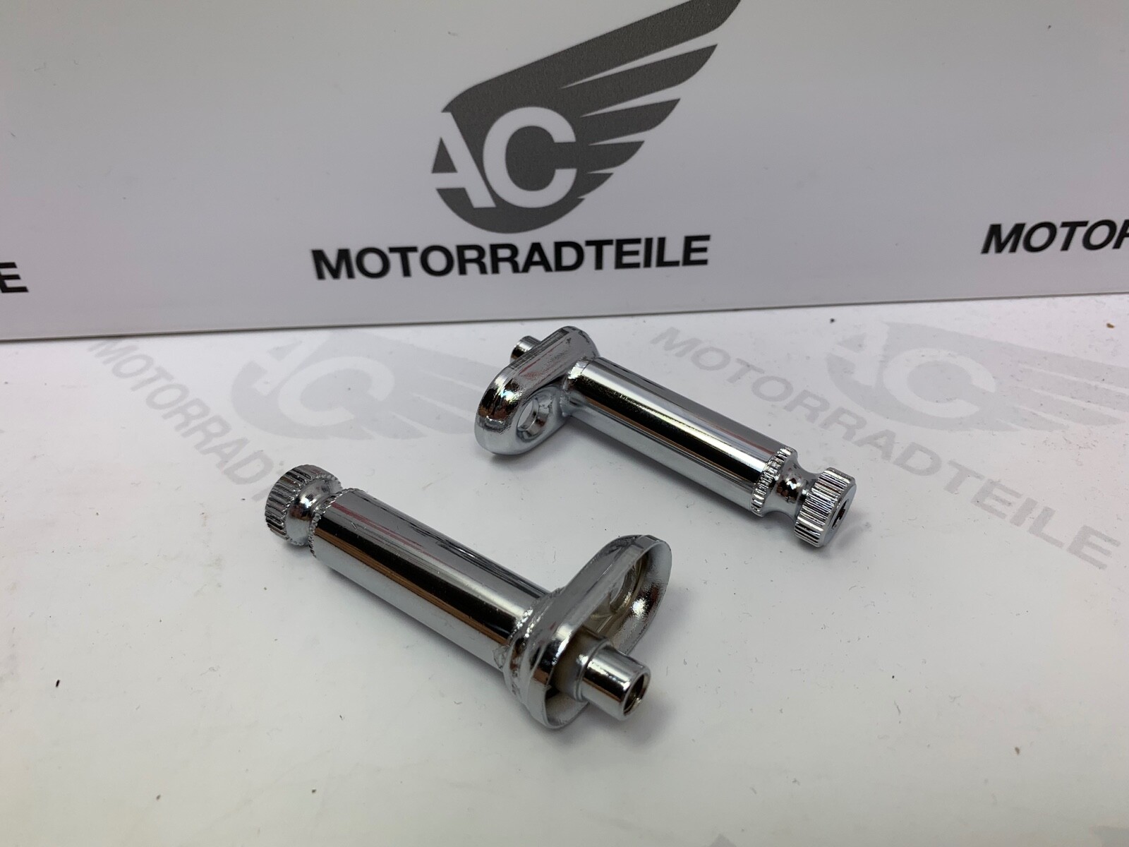 Honda CB 500 550 750 Four XL 125 Blinkerstangen Blinkerhalter Stay Rear