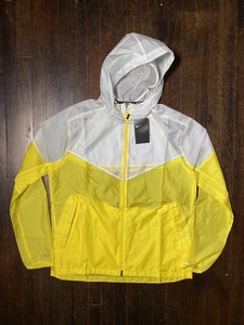 nike windrunner men's running jacket