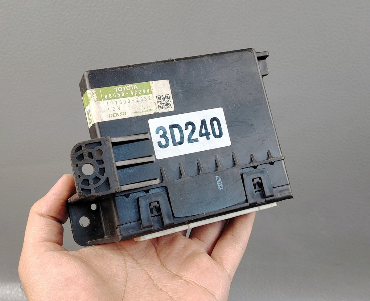 2006-2009 Toyota RAV4 AC Amplifier Climate Control Computer Module