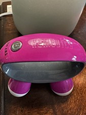 Homedics, Quatro Mini Hand-Held Massager with Hand Grip, Battery Operated.