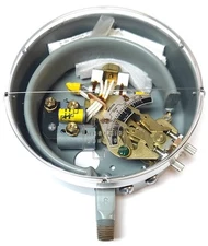DWYER MERCOID CONTROL DA 31 153 7 Mercury Controlled Pressure Switch 120 240 VAC