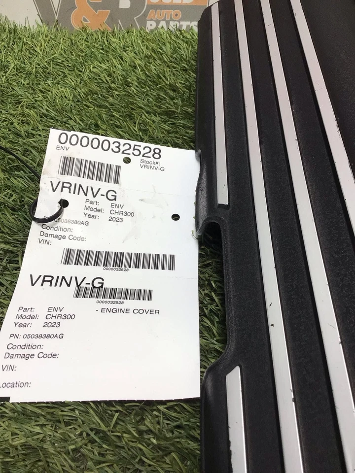 ✅ Cubierta del motor Chrysler 300 2023 Pn: 05038380AG OEM Foto 4 de 4