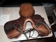 Henri De Rivel HDR Sellier France English Saddle Show Jumping Pro 17" 2.5