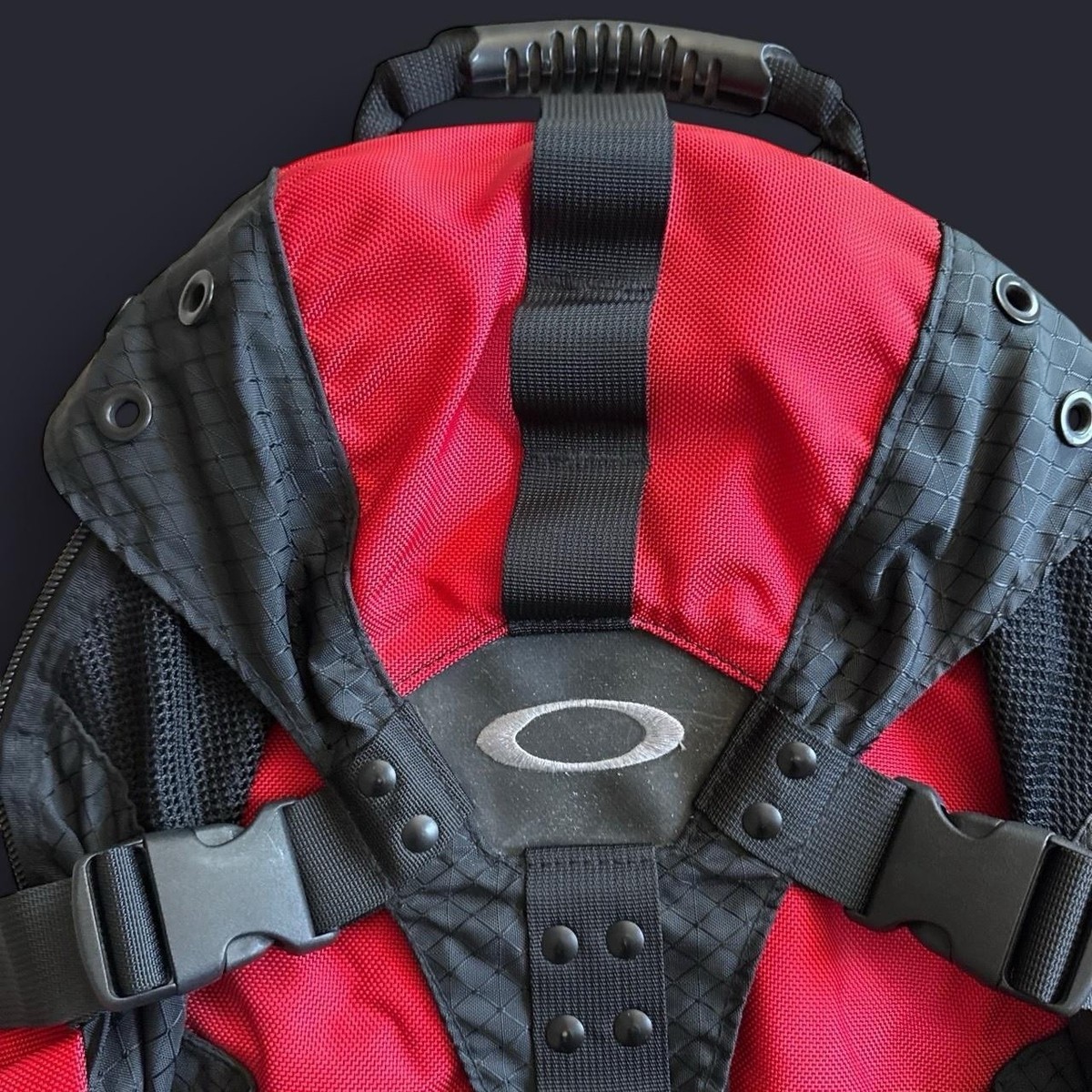 Vintage Oakley Backpack Icon 1.0 Y2K Software Tactical Red Vintage Oakley Backpack Icon 1.0 Y2K Software Tactical Red