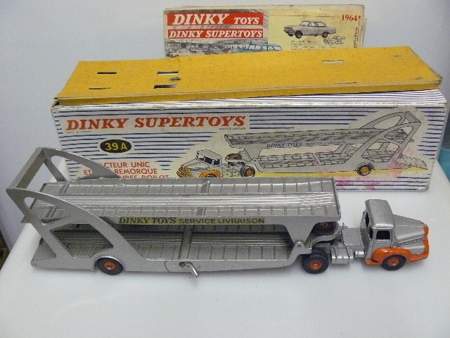 Dinky Toys – Unic + Remorque Porte-voitures Boilot, échelle 1/43, Référence 39