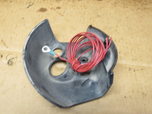 1983 Yamaha Venture Royal XVZ12TDK Ignition Switch Cover 26H-26143-03-00 - Picture 9 of 11