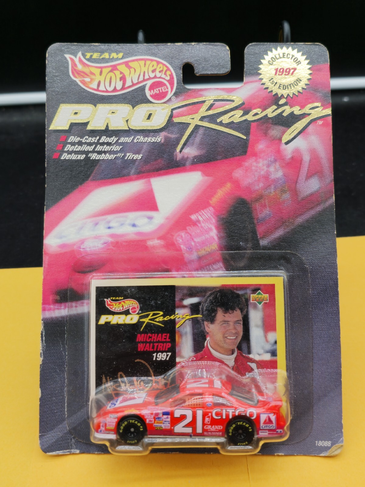 1997 Hot Wheels Pro Racing NASCAR Short Track #21 Michael Waltrip, 1:64 Citgo